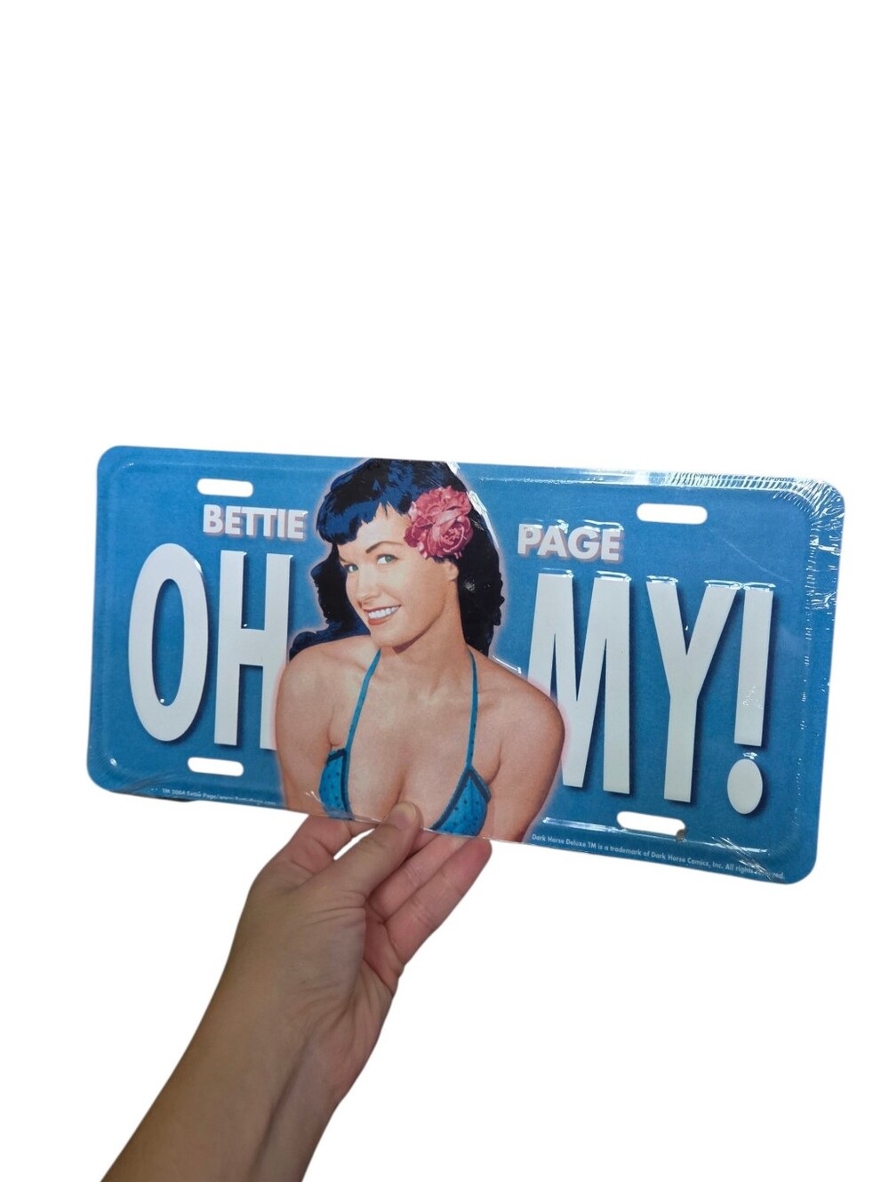Vintage 2004 Bettie Page "Oh My!" Dark Horse Comics Novelty Metal License Plate